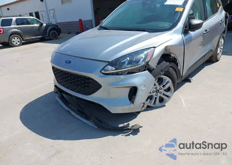 2021 Ford Escape S из США, поврежденный, VIN 1FMCU0F64MUA45286